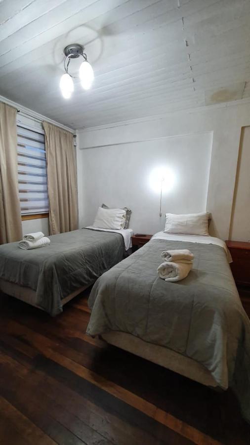 Hostal Las Heras Temuco Bagian luar foto